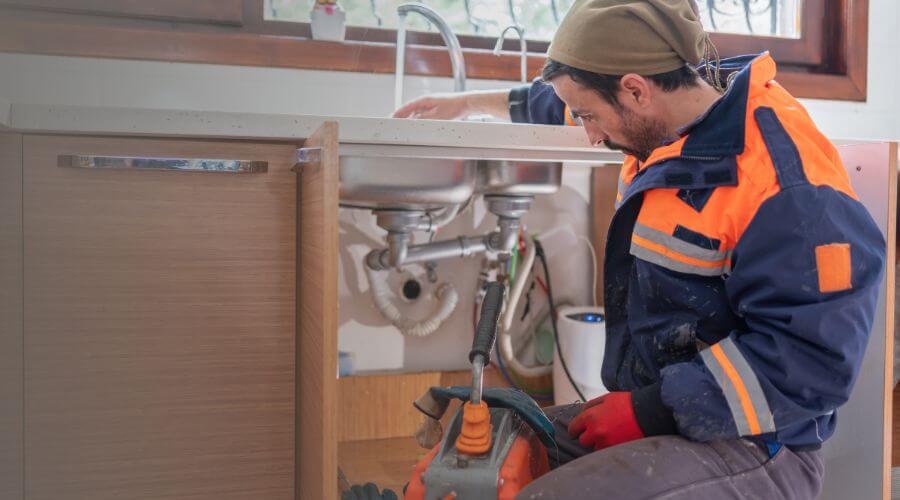 Professional emergency plumbing in Converse, LA
